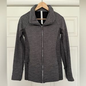 {Lululemon} Radiant Jacket II in Heathered Core Dark Grey - Women's 4